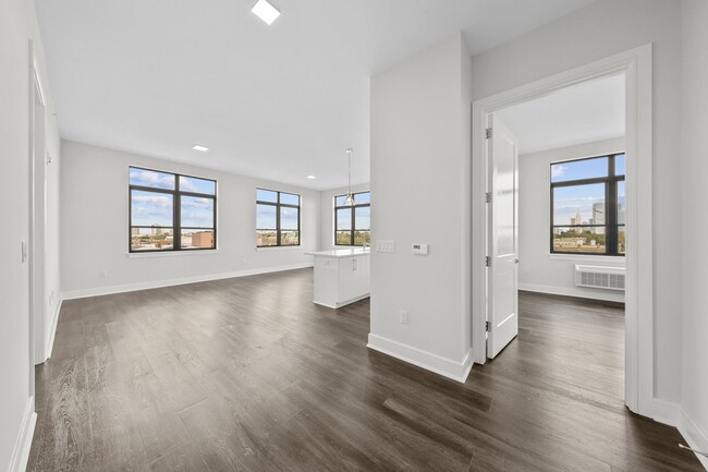 Building Photo - 121 34th St