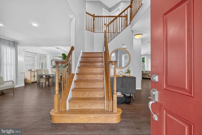 Building Photo - 13016 Pilgrims Inn Dr