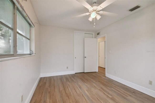 Building Photo - 2111 Lanai Ave