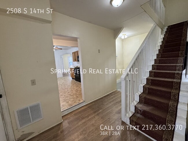 Building Photo - 2508 S 14th St