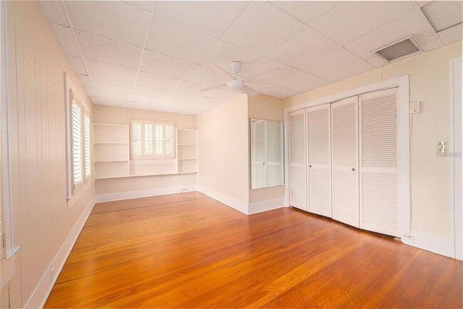 Building Photo - 1621 Sunnyside Dr