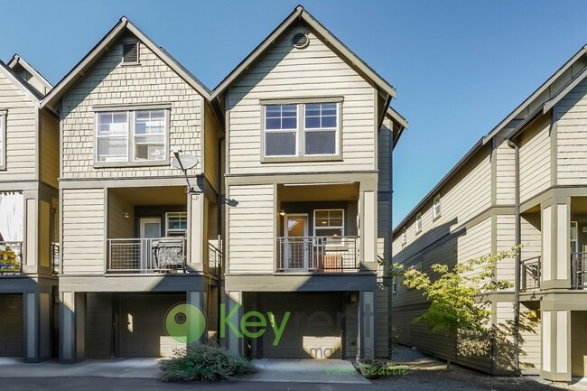 Building Photo - Modern 3 Bedroom with Office Space, Balcon...