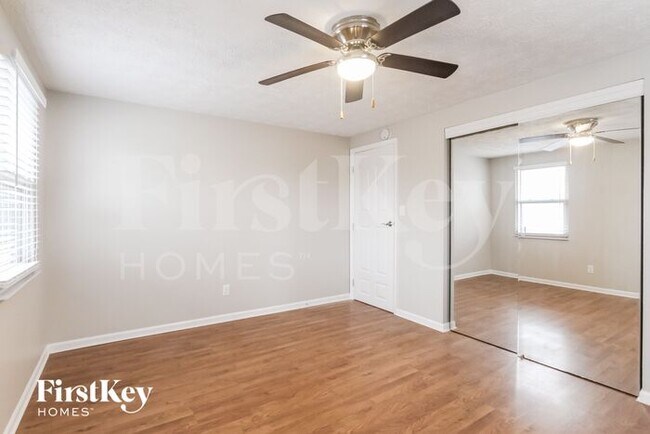 Building Photo - 3226 Lacy Court