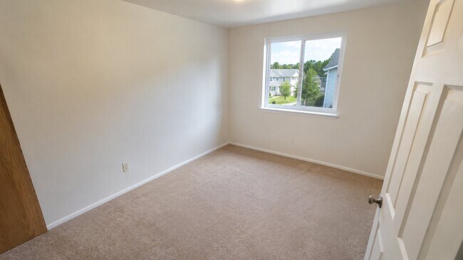 Building Photo - 2930 Dunsmoore Way