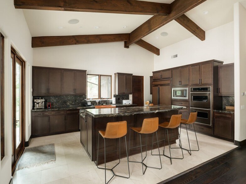 Building Photo - 3515 Via Loma Vista