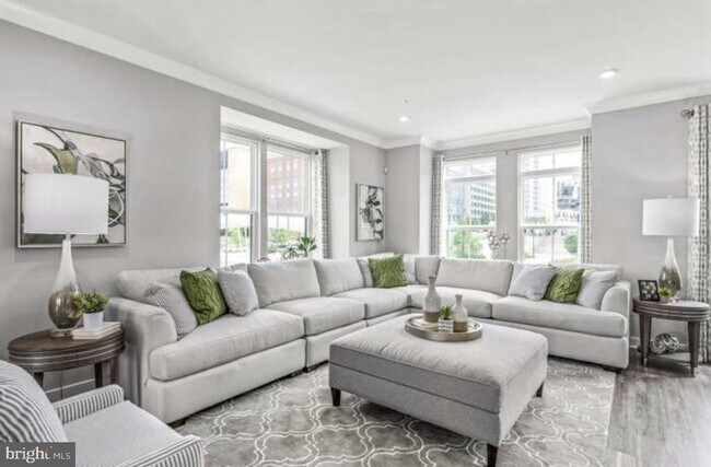 Building Photo - 2926 WATERFRONT Way