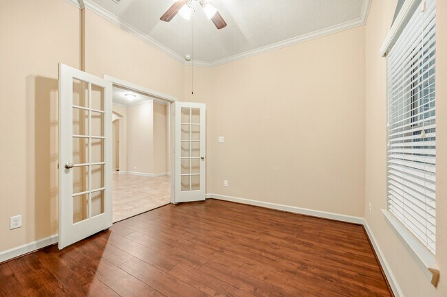 Building Photo - 18315 E Willow Oak Bend Dr