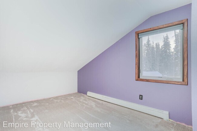 Building Photo - 5 br, 2.5 bath House - 2633 Diamond Street
