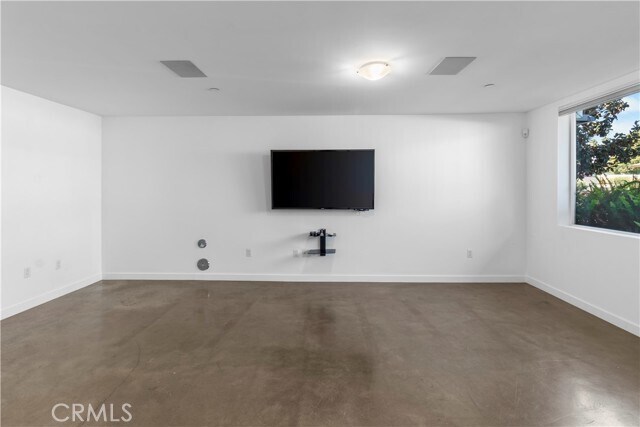Building Photo - 6566 W 85th Pl