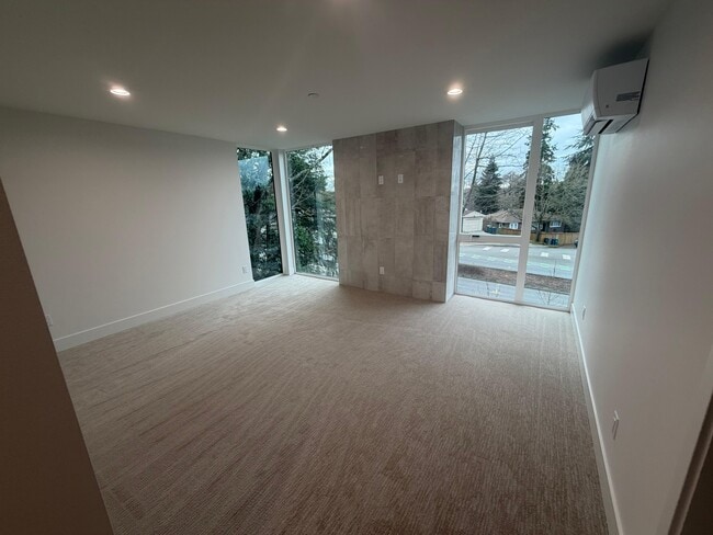 Building Photo - 1720 Market St