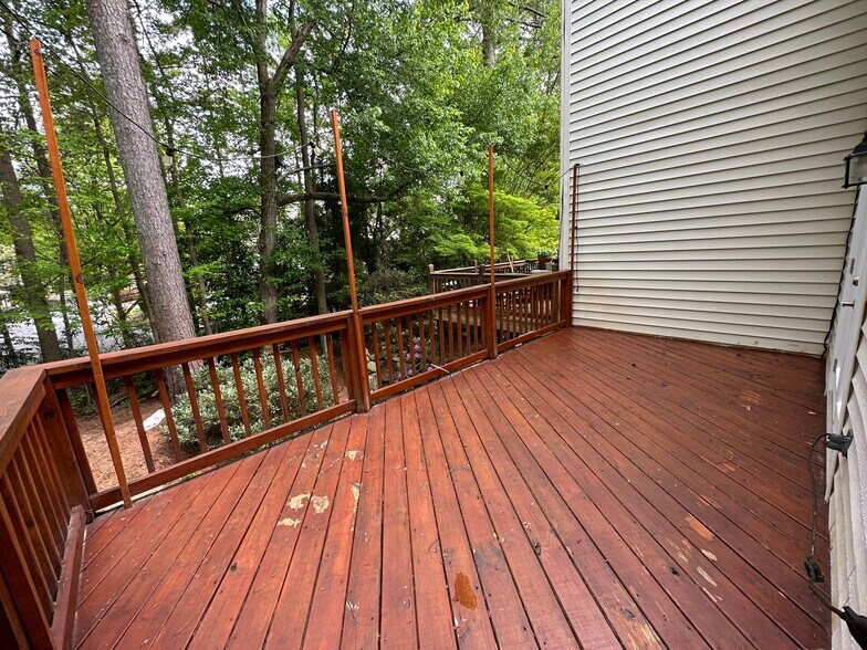 Building Photo - 2953 Lexington Trace Dr SE