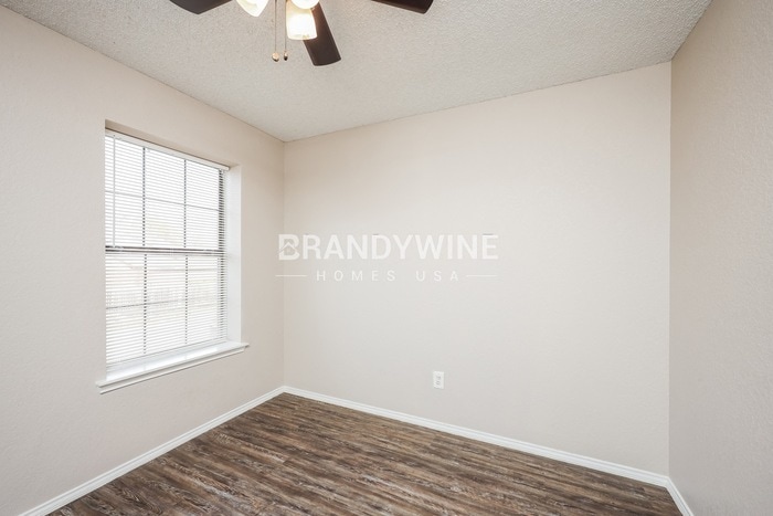 Building Photo - 926 Gable Ave