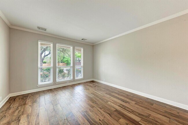 Building Photo - 8105 Endeavor Cir