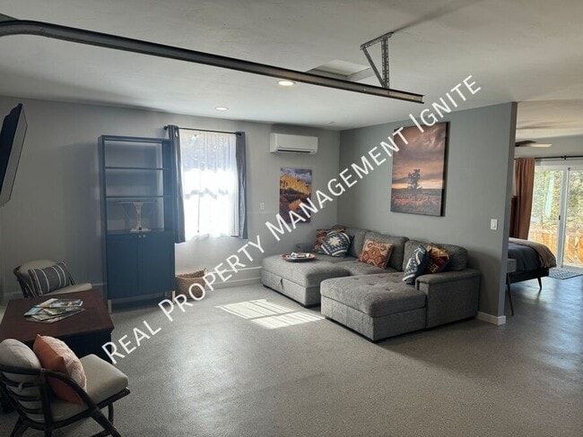 Building Photo - 65601 US-20