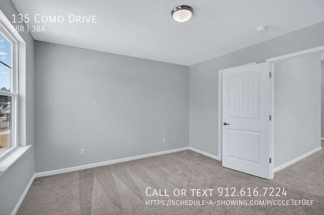 Building Photo - 135 Como Dr