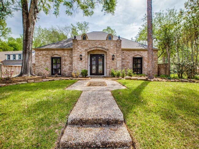 Primary Photo - 211 Briarpark Dr
