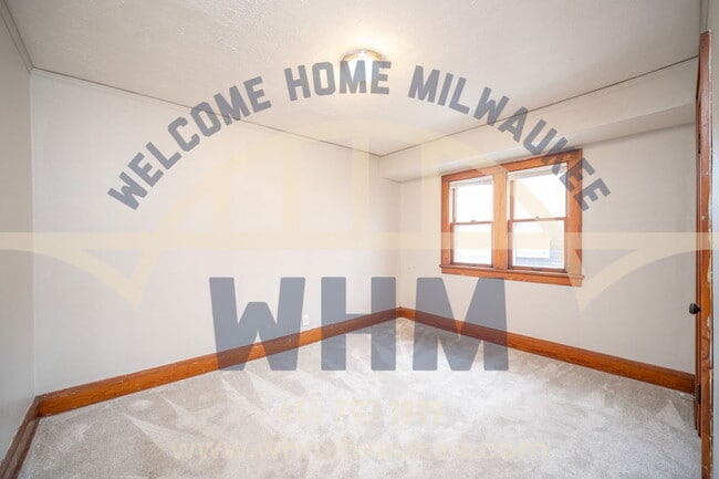 Building Photo - 2904 N 55th St