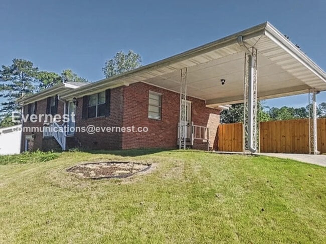 Building Photo - 2131 Oland Cir