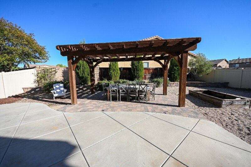 Building Photo - 31643 Serrento Dr