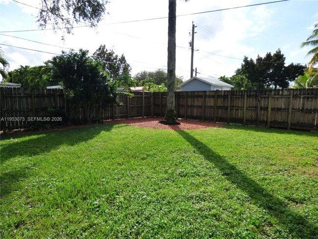 Building Photo - 2148 NE 182nd St