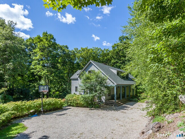 Building Photo - 68 Hopkins Rd