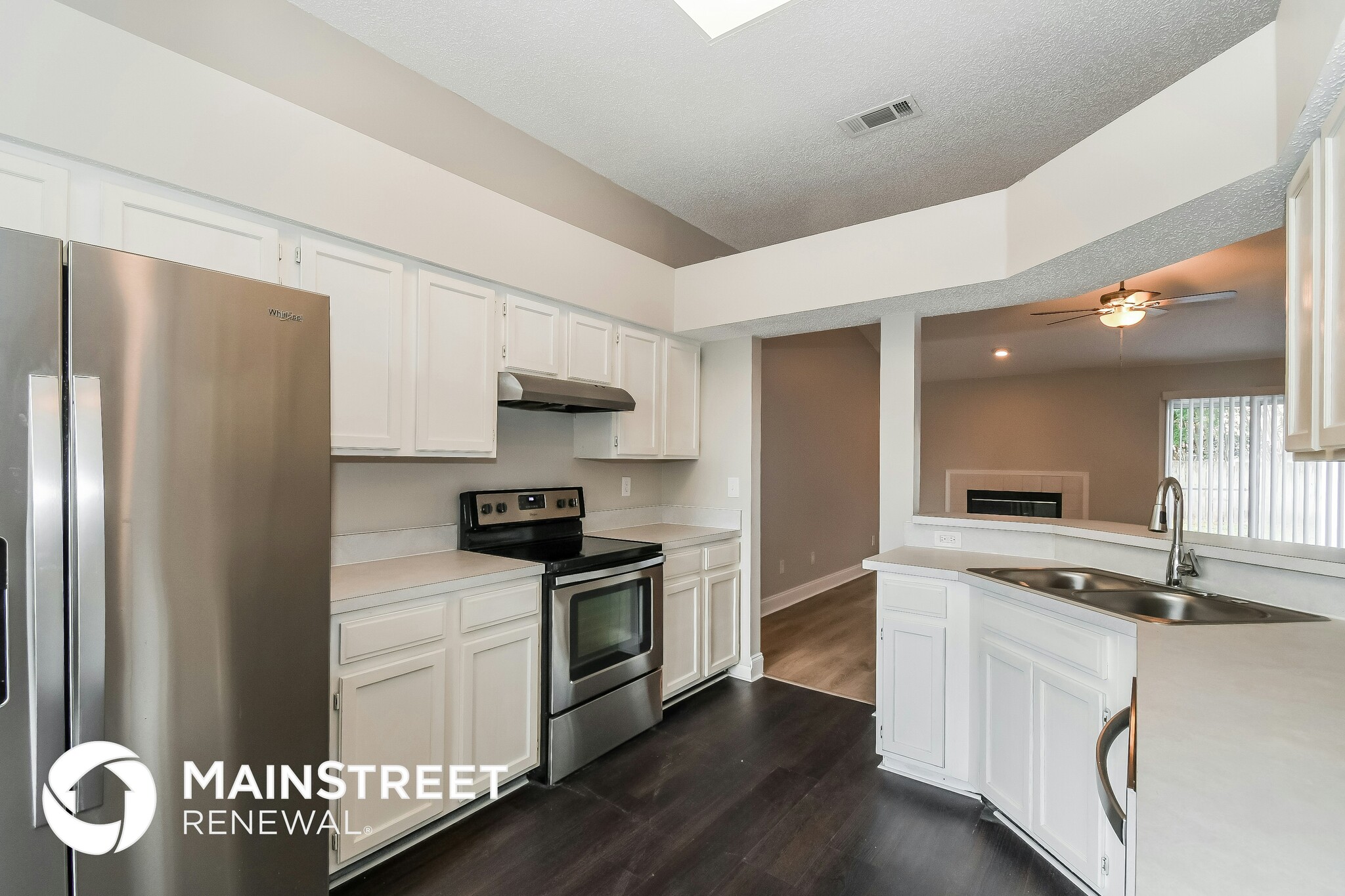 Building Photo - 8965 Bridgecreek Dr W