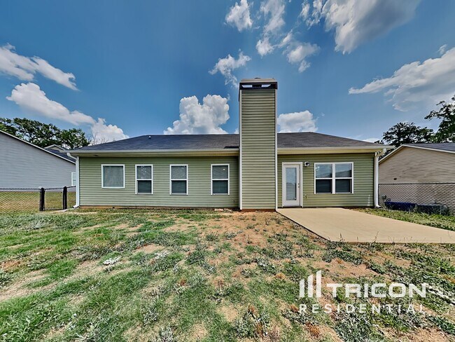 Building Photo - 103 Cole Crossing
