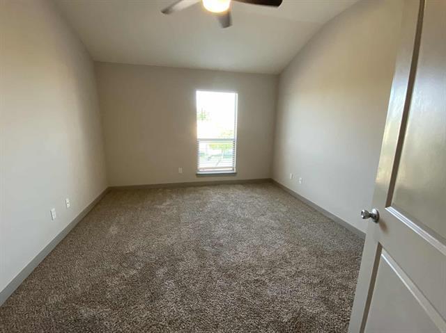 Building Photo - 3629 Valley Vista Dr