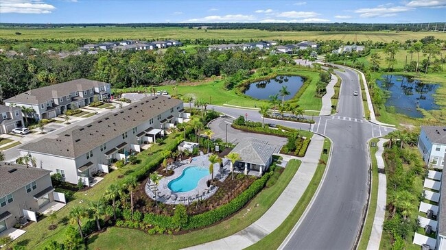 Building Photo - 8744 Daybreak St