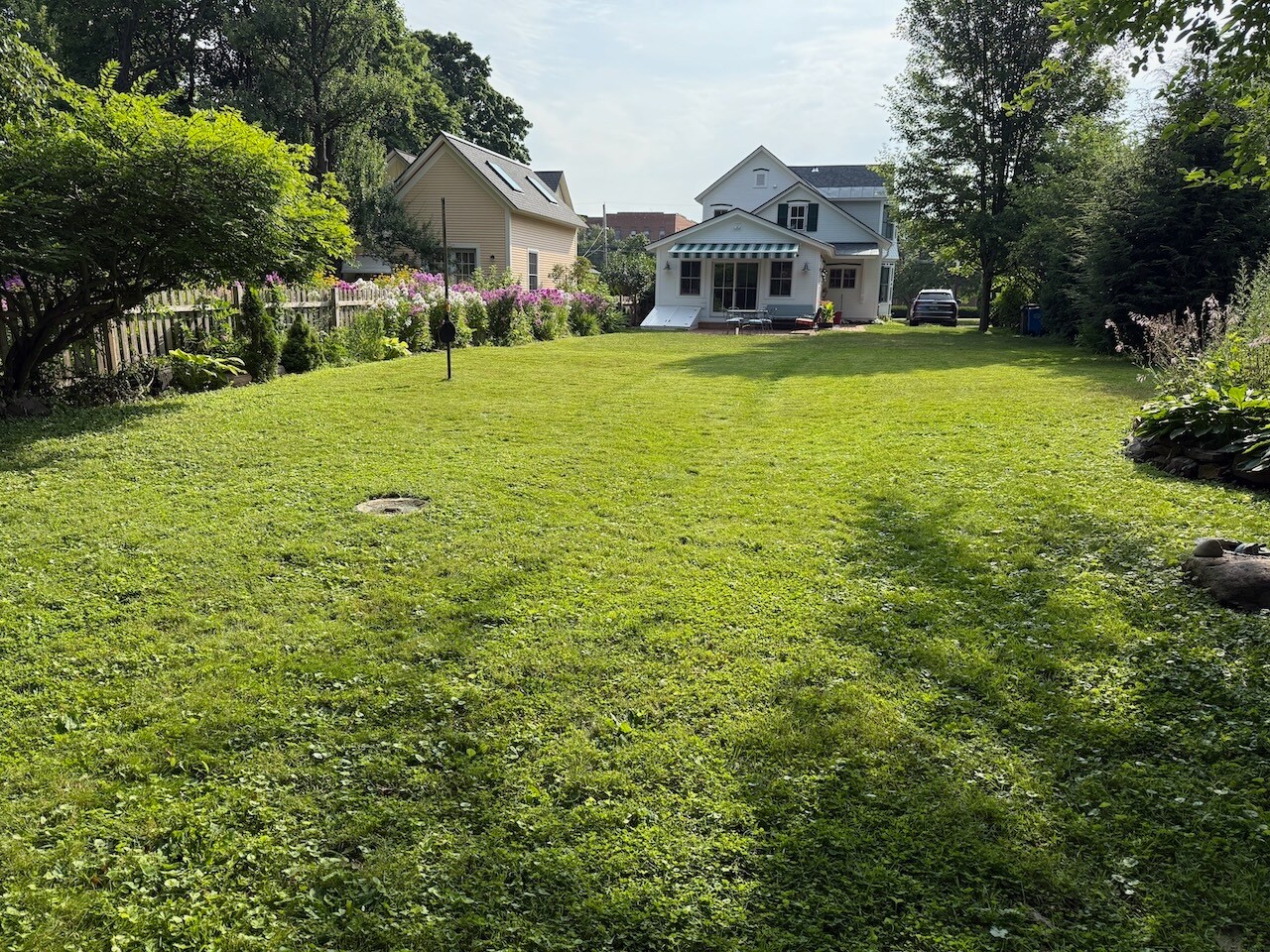 Building Photo - 61 Mansfield Ave