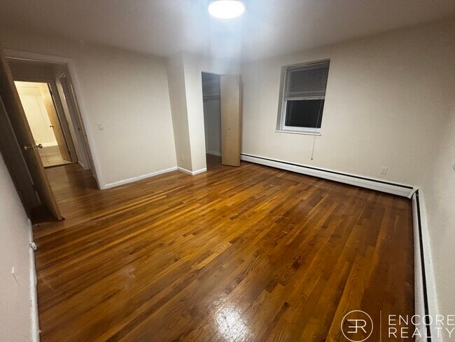 Building Photo - 110 Babcock St