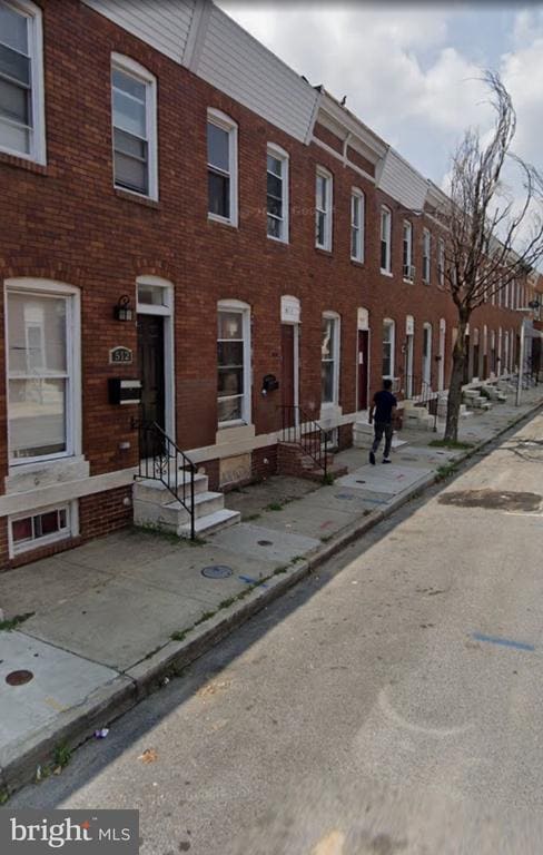 Building Photo - 508 N Streeper St