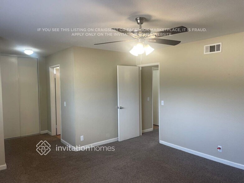 Building Photo - 2344 N Teakwood Ave