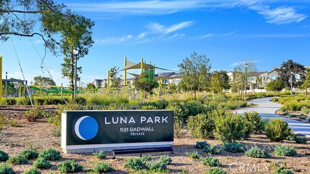 Building Photo - 401 Junco