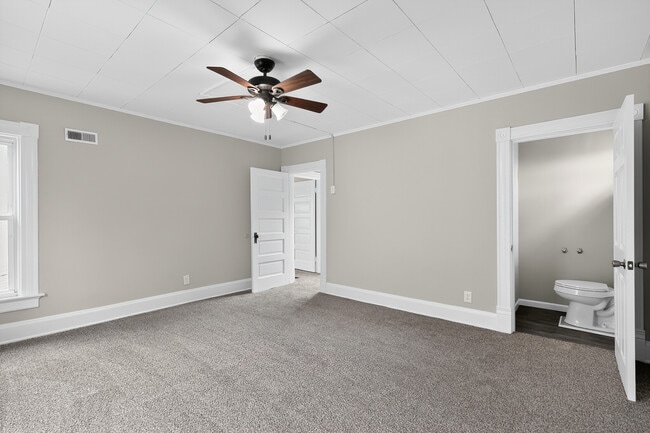 Building Photo - 1232 Lane St