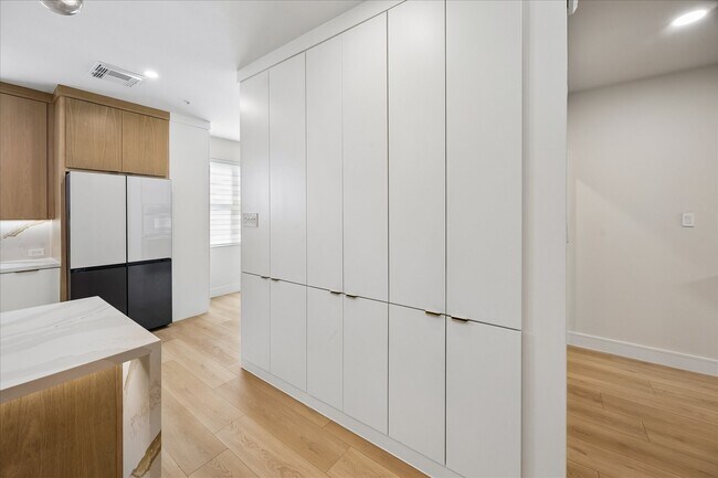 Building Photo - 12707 Boheme Dr