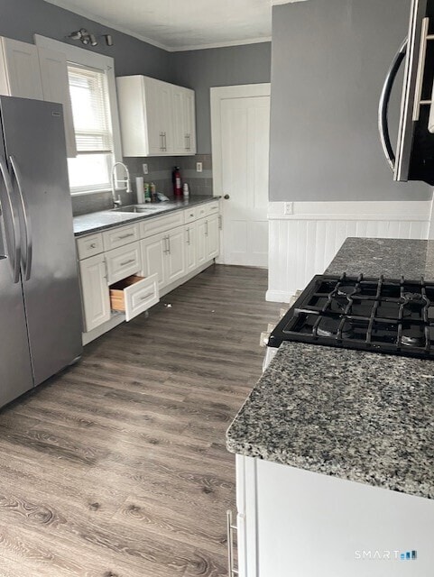 Building Photo - 281 Chestnut St