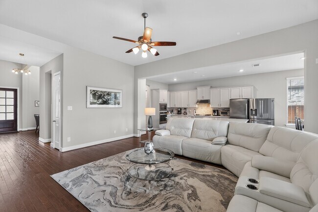 Building Photo - 8110 Copper Rock Dr