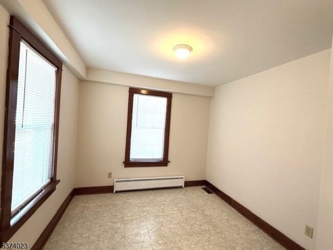 Building Photo - 165 NJ-23