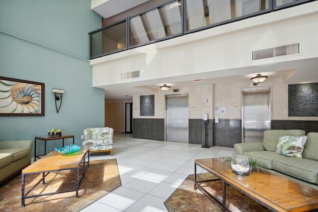 Building Photo - 450 S Gulfview Blvd
