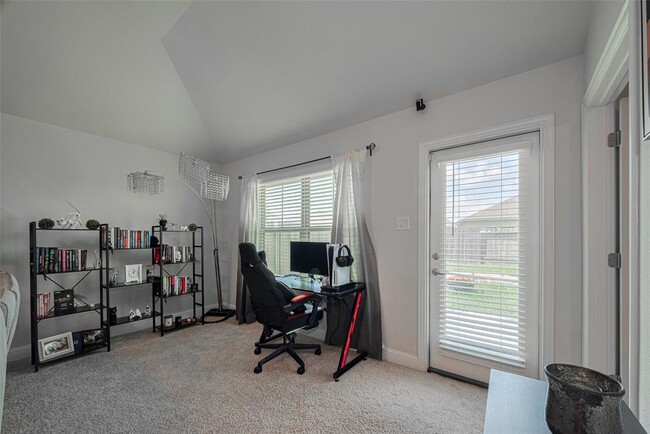 Building Photo - 5323 Vermilion Ct