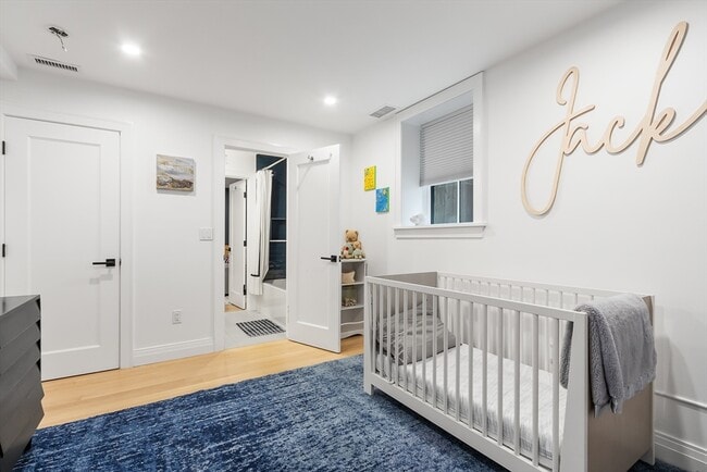 Building Photo - 69 Montgomery St