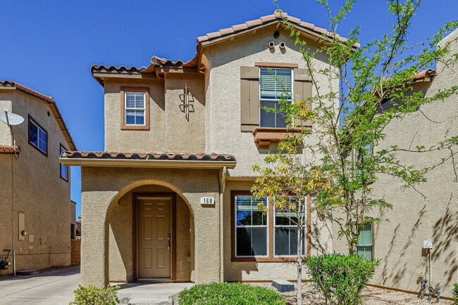 Building Photo - 168 Scenic Lookout Ave