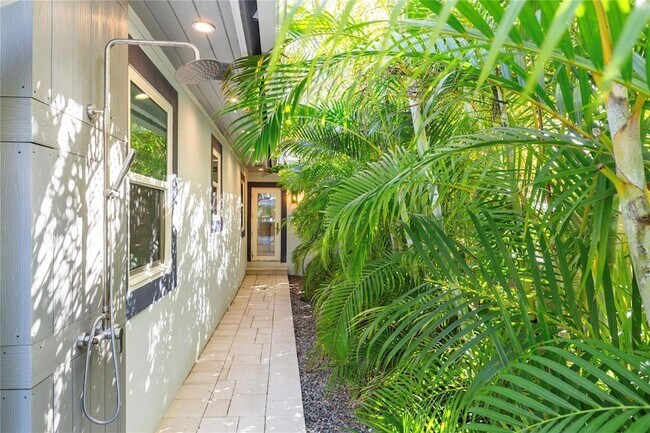 Building Photo - 135 93rd Ave