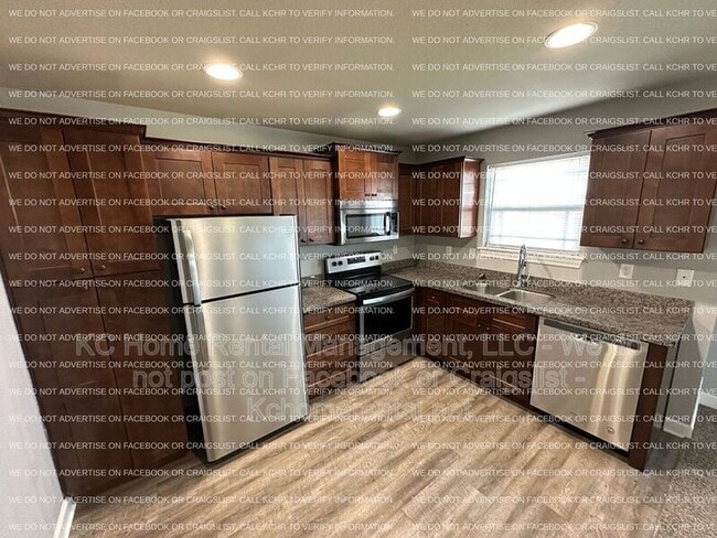 Building Photo - 10530 Kane Dr