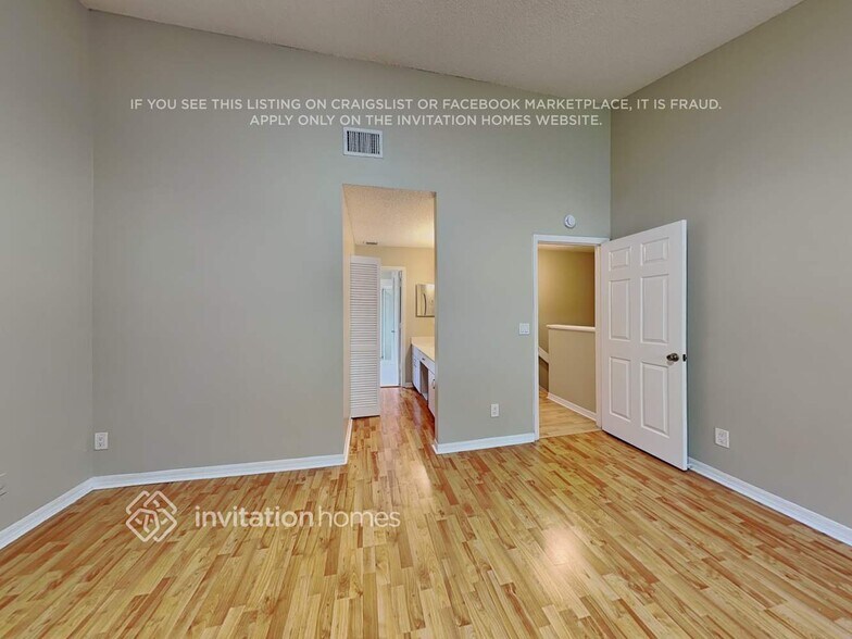 Building Photo - 10965 W Broward Blvd