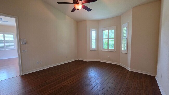 Building Photo - 33 Camino Real Blvd