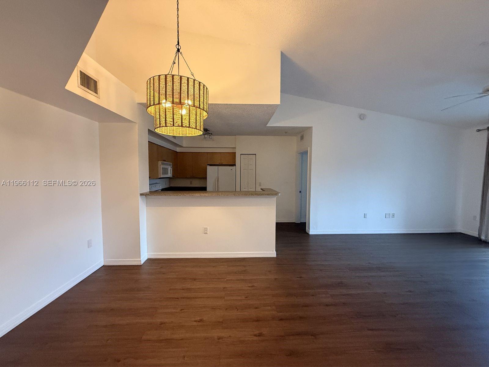 Building Photo - 2360 E Preserve Way