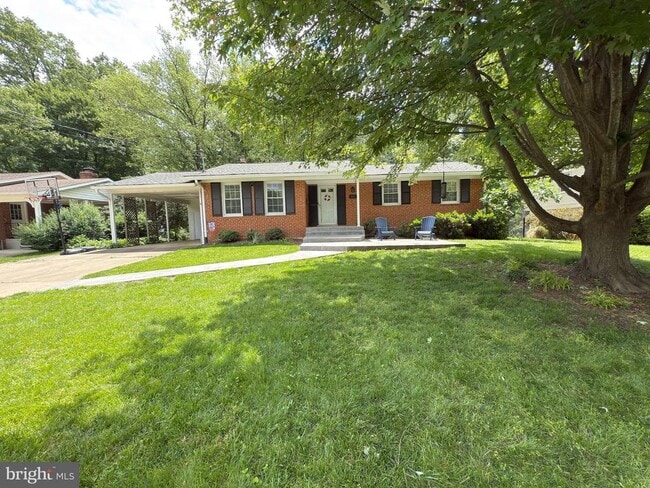 Primary Photo - 10317 Cardinal Rd