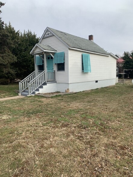 Building Photo - 201 N Franklin St